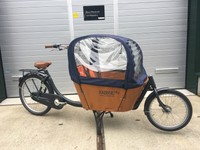 Lastenrad Bakfiets Babboe City 7 Gänge mit Regendach Cargo Kasten ink Sitzkissen