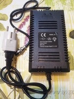 Ladegerät für Mach1 Elektro E-Scooter