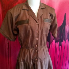 Brown Dress, Ladies Vintage 1970s Brown Pleated Dress Elastic Waist Collar Large