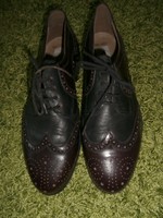 Hush Puppies / Halbschuhe Budapester Muster  / Größe 43 / UK 9