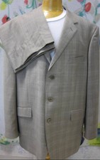 Ermenegildo Zegna Wool Stripes Three Button Men's Suit Set -  48R