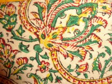 1970s Vintage Hippie ~ Mens Dress Shirt Tie ~ Persian Rug ~ Tan Red Green ~ 57"
