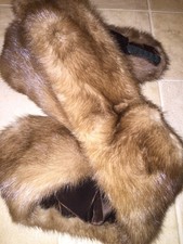 Vintage Strawbridge & Clothier Mink Fur Wrap/Collar Clip On