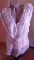 *MADE IN ITALY**SUPERTOLLE SEIDENBLUSE IM EXQUSITEN EDLEN LOOK***GR.M***CREME***