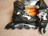 Carlifornian Fever Snaky Kinder Inliner Gr.  35 - 38 verstellbar top Zustand OVP