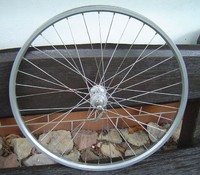 26 zoll MTB VR Alesa Felge und Sachs Maillard Nabe