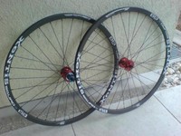 Xentis SQUAD 2.5 MTB CC 29 Carbon Laufradsatz Tune King / Kong