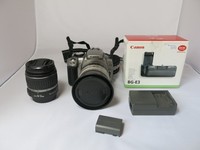 Canon EOS 350D / EOS Digital Rebel XT 8.0MP Digitalkamera - Silber (Kit mit...