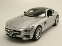 Mercedes AMG GT (C190) 2015 silber, Modellauto 1:24 / Maisto