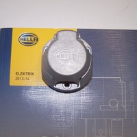 HELLA Steckdose 7-polig für Anhänger kupplung massive Metallausführung 12V Neu
