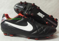 NEU Nike Tiempo Mystic IV FG Nocken Fußballschuhe 454309-010 TOP