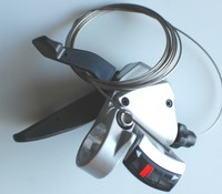 1 Shimano Shifter SL-R441 silber 2 / 3 fach linke Seite Kratzer wie Bild