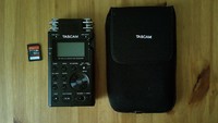 Tascam DR-100 MKII Portabler Digitalrekorder inkl. 32 GB Karte und Tasche