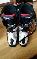 Alpine Skischuhe atomic