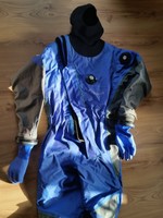 TROCKENTAUCHANZUG DAMEN GR S - INKL. WATTIERUNG INNEN UND HANDSCHUHSYSTEM