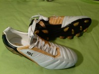 UMBRO Fußballschuhe, Größe 42, NEU 