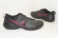 Nike Turnschuhe & Sneaker Gr. 41 / UK 7 / 26,5 cm Echtleder