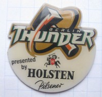 HOLSTEN PILSENER / HAMBURG  / BERLIN THUNDER ... Bier-Pin (224a) 