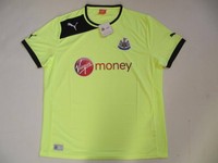Newcastle United Fußball Trikot Gr. L XL Puma Jersey neu