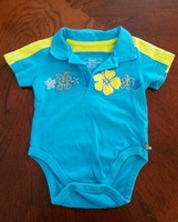 Children's Place handsome and huggable boys size 3-6 month preowned jumper