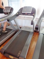 Profi TECHNOGYM Excite 700 VISIO WEB new RUN Laufband tread mill Touchscreen TV