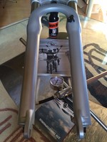 FOX float RL100 DISC IS2000 Luftfedergabel + Gabelpumpe + Pflegemittel Brunox 