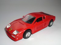 Ferrari Testarossa Coupe in rot rosso red, NN Thailand 1:36? / 11,5 cm lang long