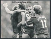 Foto ca. 1983 Fussball Bundesliga FC Bayern München Torjubel Kraus & Rummenigge