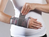 Sensiplast ® Handgelenkbandage Bandage Gr.L 17-19cm Handgelenk RECHTS NEU