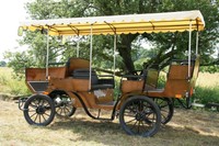 Picnicwagen Kutsche Kutschen Holzkutsche mit Plane, Planwagen NEU!