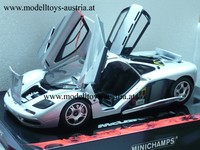 McLaren F1 1994 Straßenversion Roadcar silber metallik 1:12 Minichamps PMA