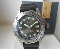 CACALLA TAUCHERUHR DIVER DATUM QUARTZ HERRENUHR DREHLÜNETTE SWISS 200 METER BOX