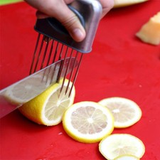 1pc Stainless Steel Onion Finger Guard Heavy Fruit Vegetable Tomato Kitchen Tool