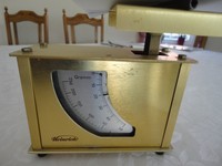 Alte Waage  Modell Heinrich Küchen- Briefwaage 2 Skalen 0-250 Gramm, DDR Vintage