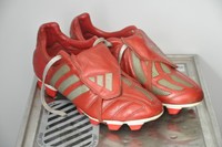 Adidas Predator Mania XTRX FG rot UK 8 FR 42 Us 8,5 265 RAR World Cup 2002 red