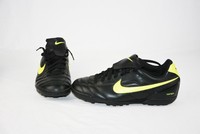 Fußballschuhe Nike TIEMPO , Größe 42,5, UK 8; US 9; Schwarz/Gelb