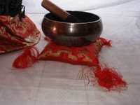 Bronze Klangschale 300-500gr mit Tasche Rot