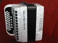 Weltmeister Corina - Akkordeon - Harmona - Harmonika - sucht Liebhaber