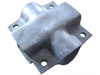 Klemmschale für Pkw-Anhänger (Achse Vierkant 60mm - Zugrohr Rund 60mm)