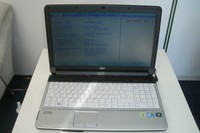 Fujitsu LifeBook A530 15,6 Zoll Notebook/Laptop - Core i3 2,26 GHz - 2 GB Ram