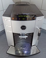 Jura Impressa F90 - Front Alu, 2 Tassen, 12 Gewährleistung.