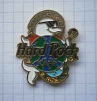 HARD ROCK CAFE BANGKOK EARTH DAY DOLPHIN ......... Pin (16a)
