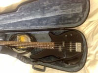 Yamaha Edel-E-Bass,NEU,besonderes Leichtgewicht + extra schmaler Hals,Koffer,etc