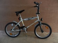 orig. DDR BMX Fahrrad  --weiß/schwarz--   Mifa 20 Zoll Kinderfahrrad Diamant Rad
