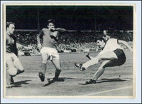 P3H45/ Fußball WM 1966 L. Emmerich schießt... AK  DFB
