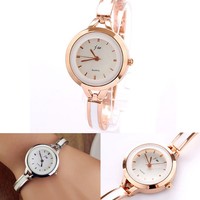 Luxuriös OL Damen Uhr Armbanduhr Kleid Quarz Legierung