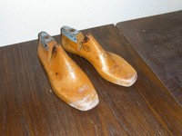 alte Schusterleisten / Schuhleisten 1 Paar Größe 42 ca.26,5cm lang UVO