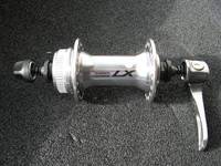 VR Nabe HB-T675 Shimano 36 Loch silber Center Lock mit Schnellspanner w.Neu