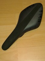 Neuer Fizik Sattel / Rennradsattel R5 in schwarz 