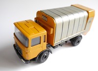 Büssing / MAN M.A.N. Müllwagen refuse truck KUKA ROTOPRESS, Conrad in 1:50!